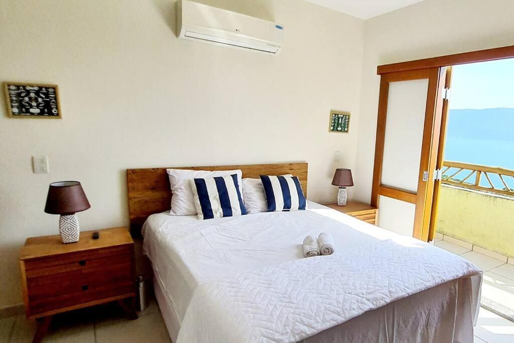 Residencia Em Condom, 1 Ou 2 Suites, Vista Para O Mar, Praia Do Curral, Ilhabela Ngoại thất bức ảnh